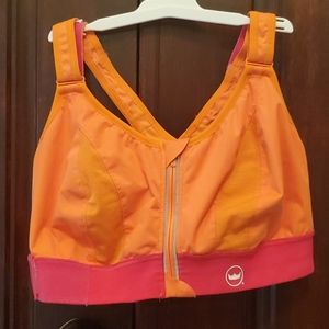 SheFit adjustable sports bra 3 Luxe